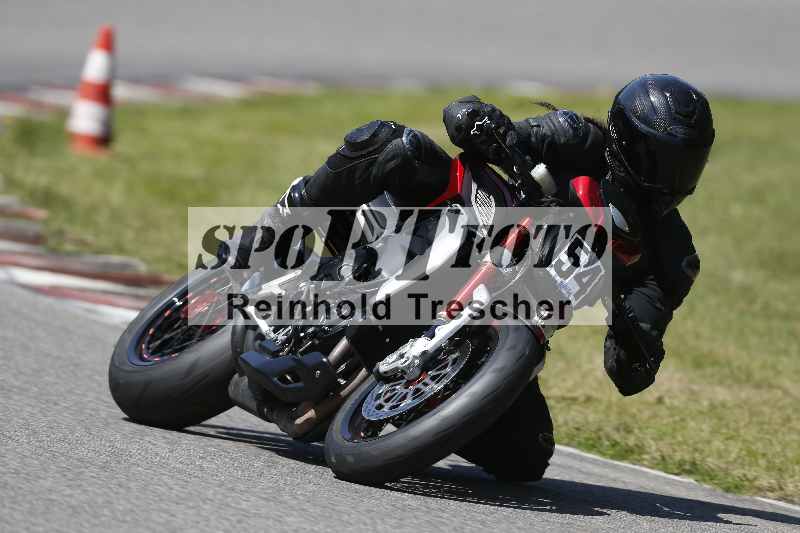 /44 09.08.2025 Plüss Moto Sport ADR/Einsteiger/54